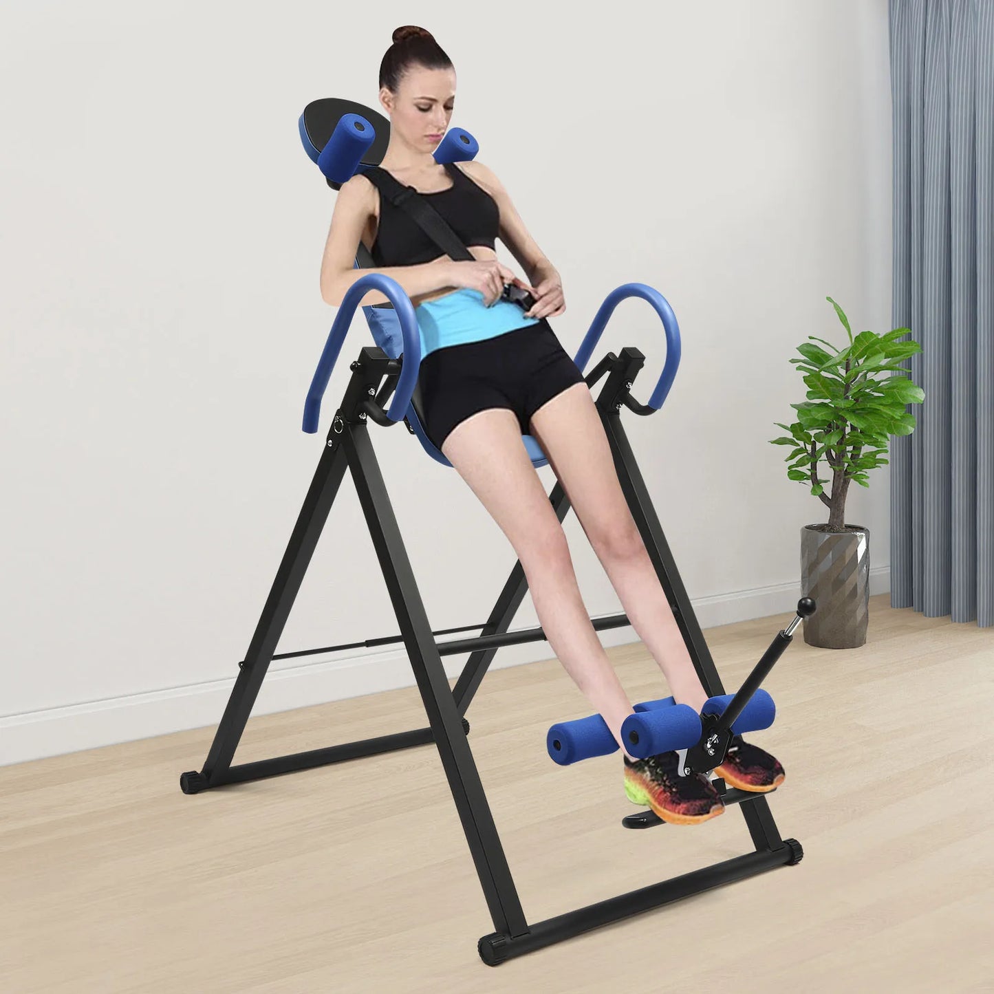 Back Stretching Inversion Table, Blue Inversion Therapy Table for Home Flip Training Equipment Thick Shoulder Pad, Easy Assembly