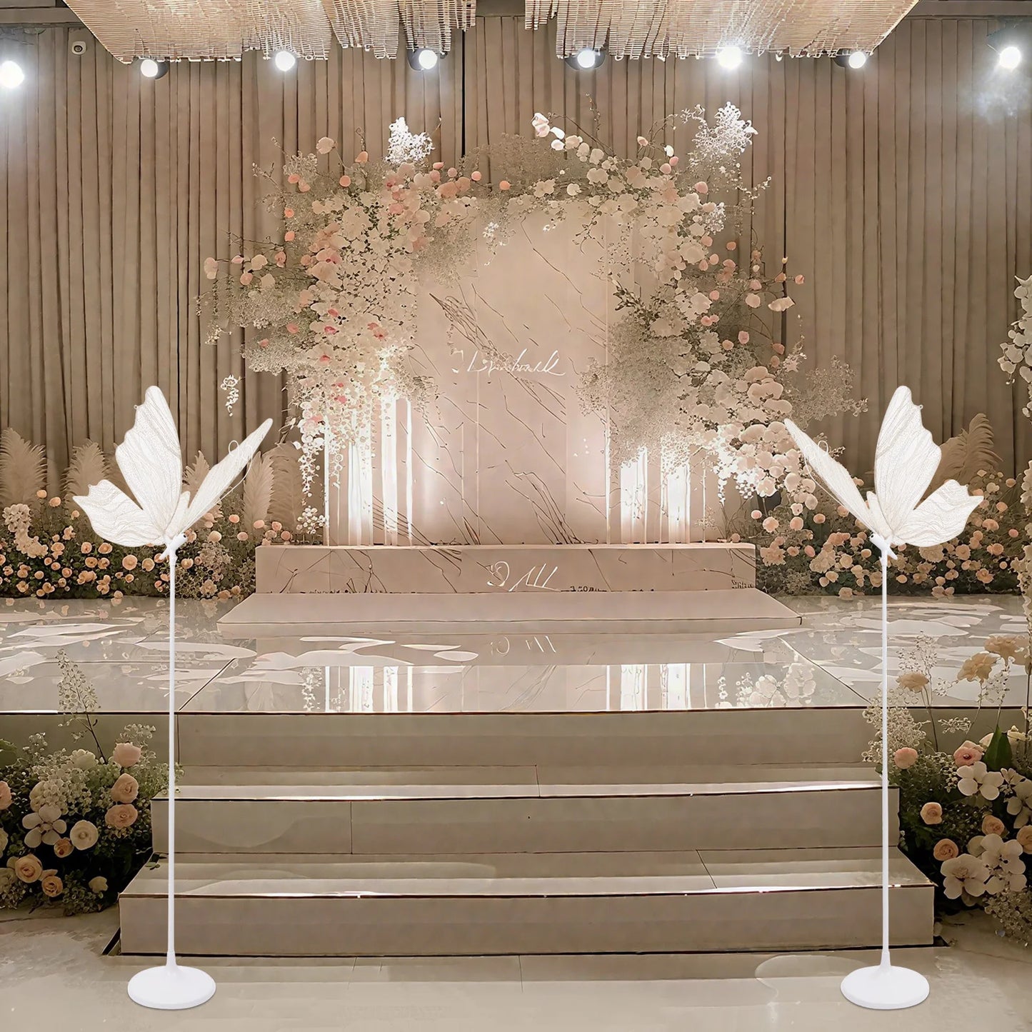 Butterfly Floor Lamp, 2Pcs Wedding Aisle Decoration Light, 110V, Romantic Butterfly Shape for Party & Event Decor