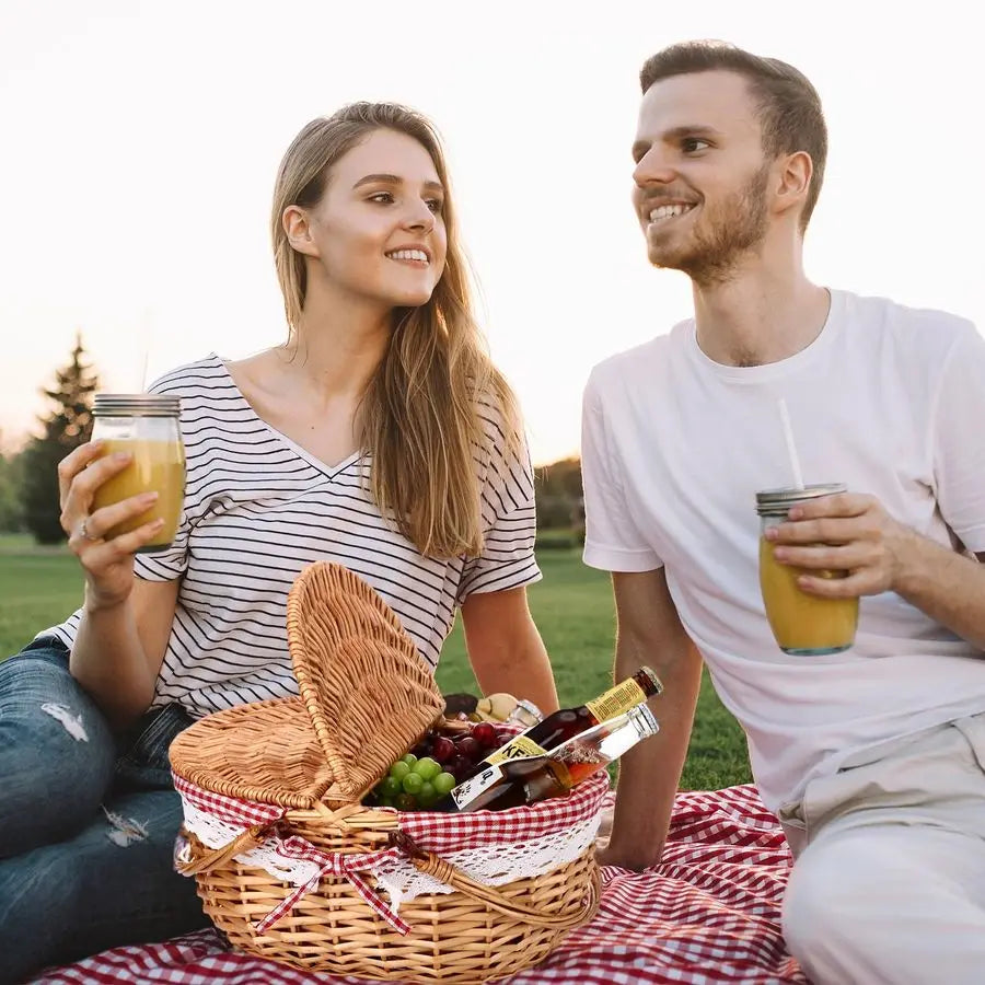 Picnic Basket with Blankets and Bamboo Plates Picnic Supplies Set Basket with Lid and Handle Wicker Picnic Basket Sturdy Woven B