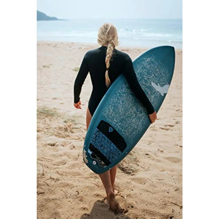 Diving suit for women: eco-friendly neoprene, black, thermal insulation and front zipper for easy wear