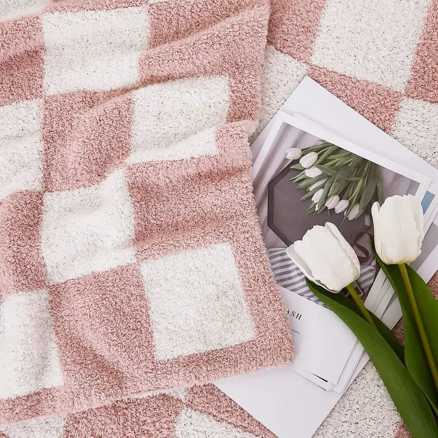 Checkered Throw Blanket, Pink Soft Cozy Fluffy Warm Hand Made Throw Blankets for Couch, Sofa, Chair, Bed, Camping, Picnic, Trave
