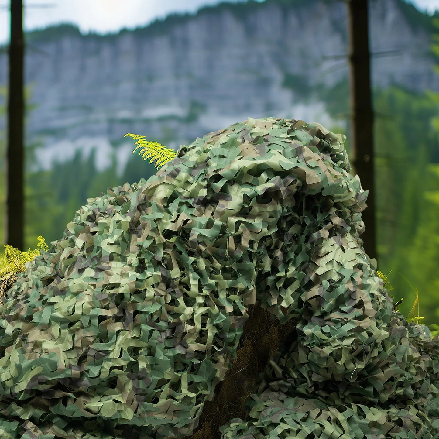 Military Camouflage Net, 6x8m Netting for Hunting Blind, Double Stitched Edge, Lightweight Portable with Ropes