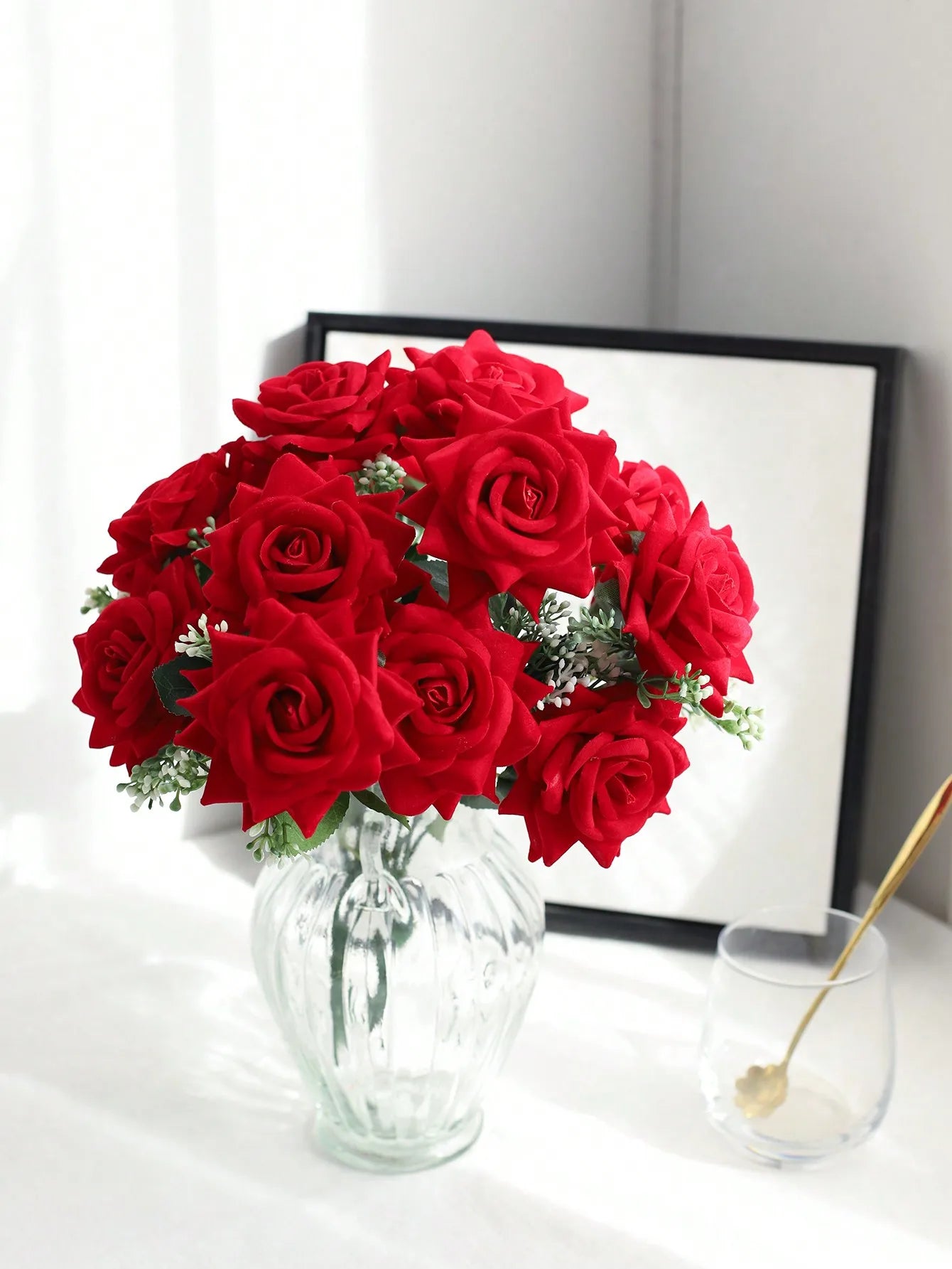 1 Bunch Valentines Rose Flowers Artificial Rose Flowers Velvet Roses Silk Rose Realistic Faux Red Rose Bouquets For Wedding Party Home Decor Valentine's Day Gifts For Her Birthday Gifts For Women, Valentine's Day, Gift Gradua