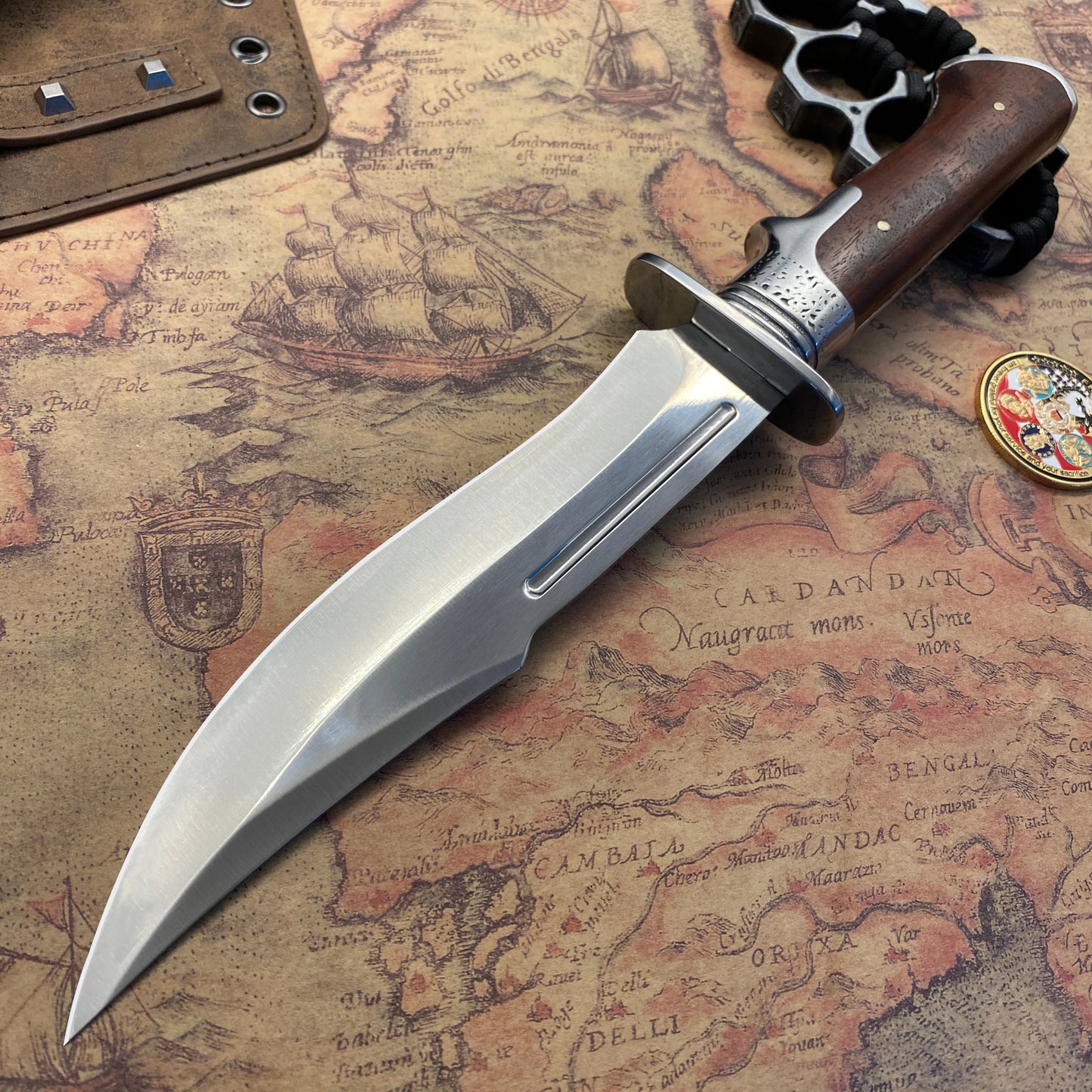 Tactical knife, hunting knife, survival knife, full handle fixed blade knife | Sharp edge exposed | Camping survival tactical