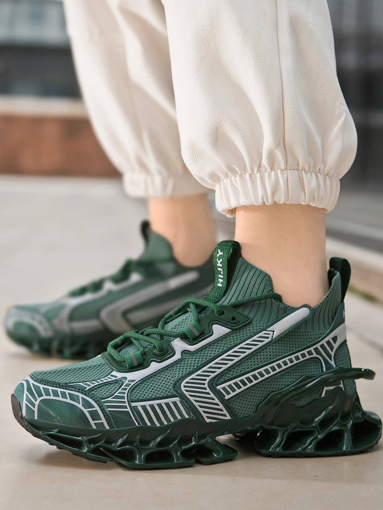 Men shoes Sneakers Male tenis Luxury shoes Mens casual Shoes Trainer Race Breathable Shoes fashion loafers running Shoes for men