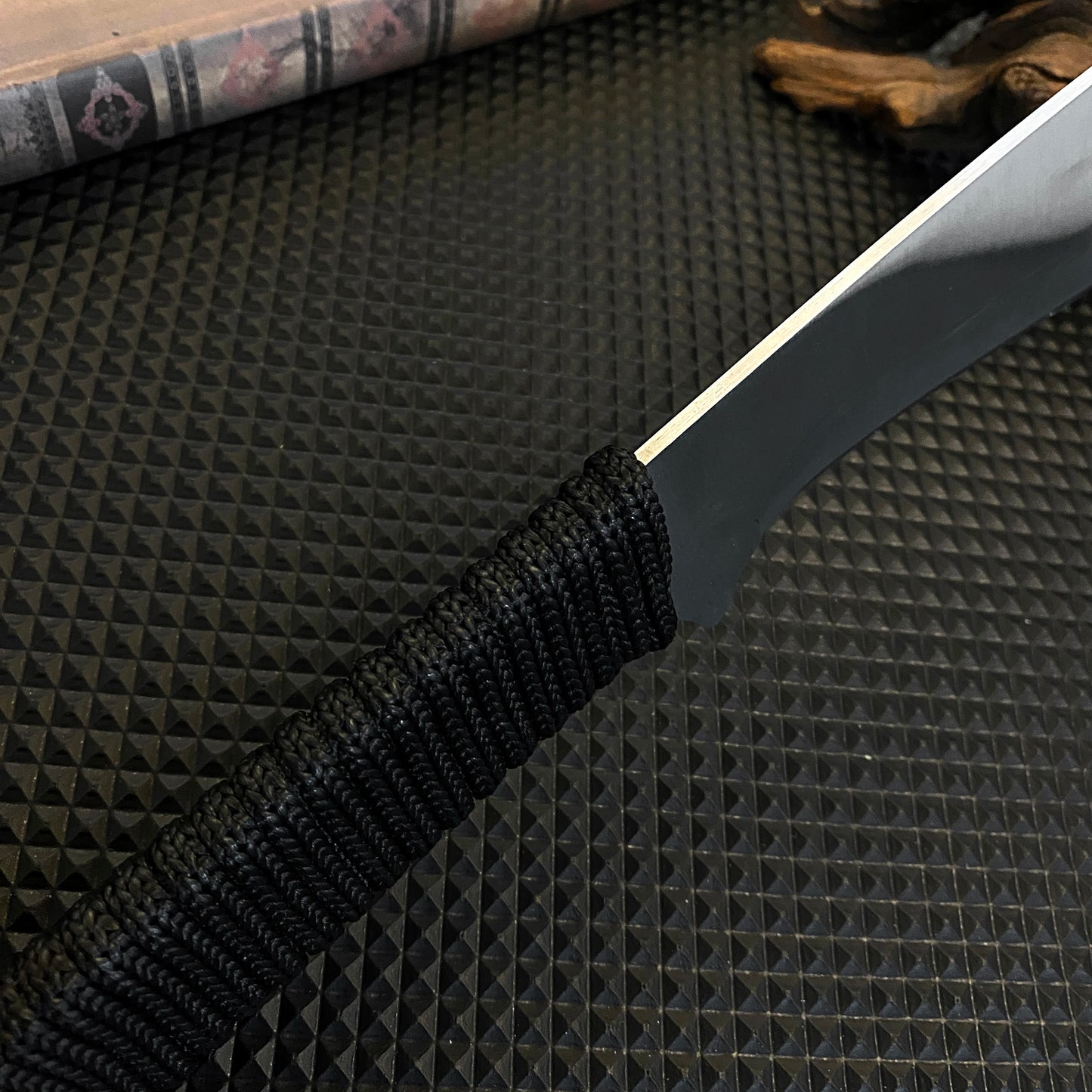 high hardness portable knife, camping knife, kitchen bone knife, stainless steel outdoor knife, fruit knife, outdoor camping sur
