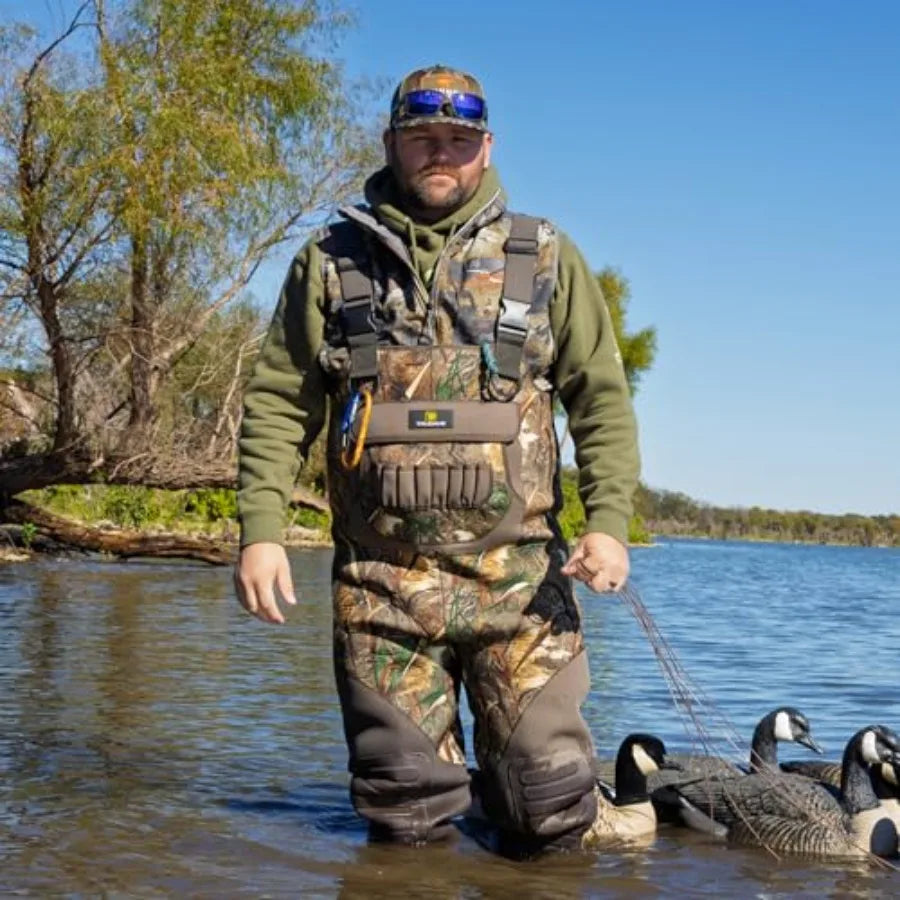 Chest Waders Fishing Hunting Waders for Men Waterproof Neoprene Camo Wader with 600G Insulation Non Slip Boot