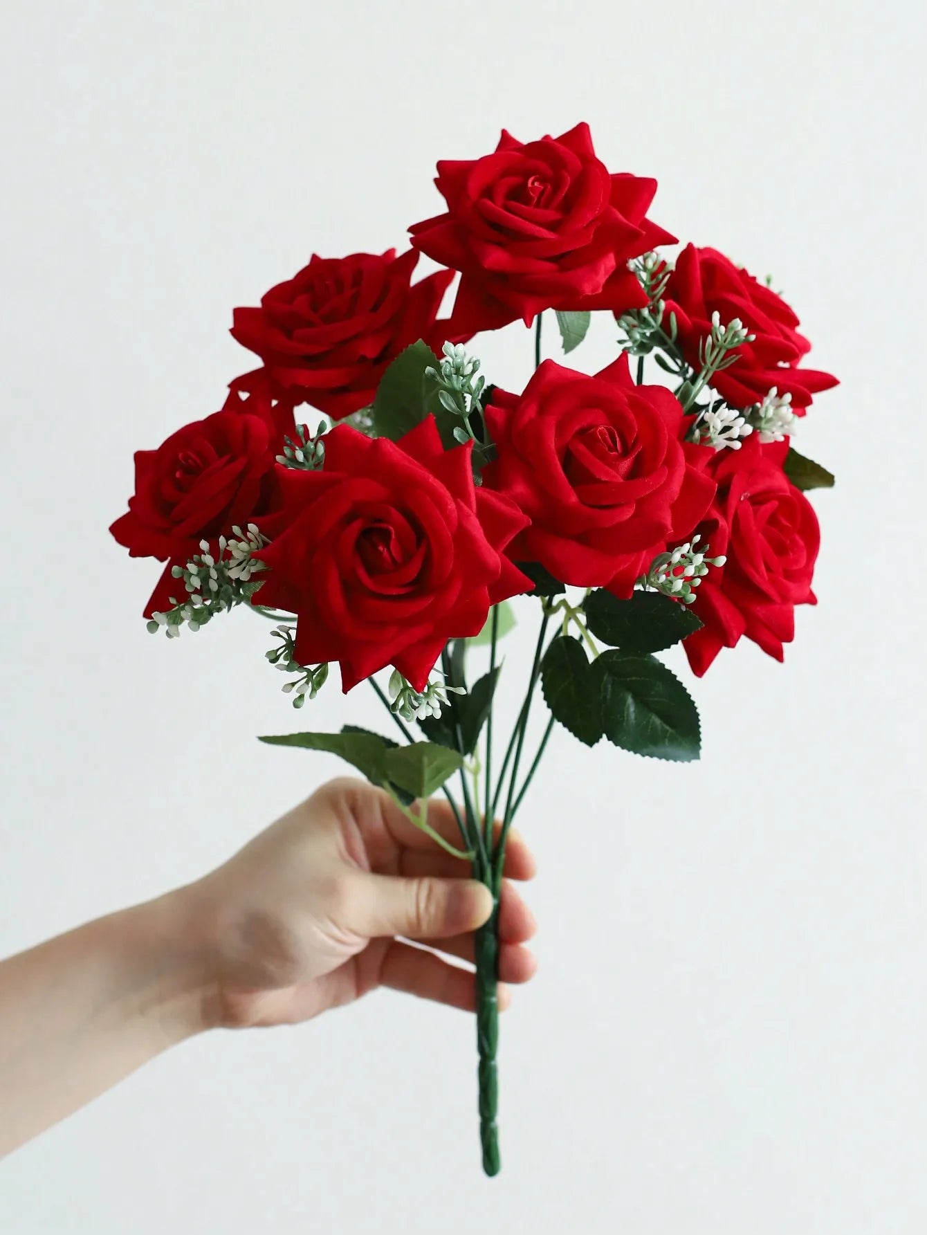 1 Bunch Valentines Rose Flowers Artificial Rose Flowers Velvet Roses Silk Rose Realistic Faux Red Rose Bouquets For Wedding Party Home Decor Valentine's Day Gifts For Her Birthday Gifts For Women, Valentine's Day, Gift Gradua