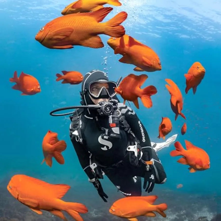Solo Scuba Snorkeling Dive Mask for underwater exploration, silicone material, black color, wide field of view and anti-fog len